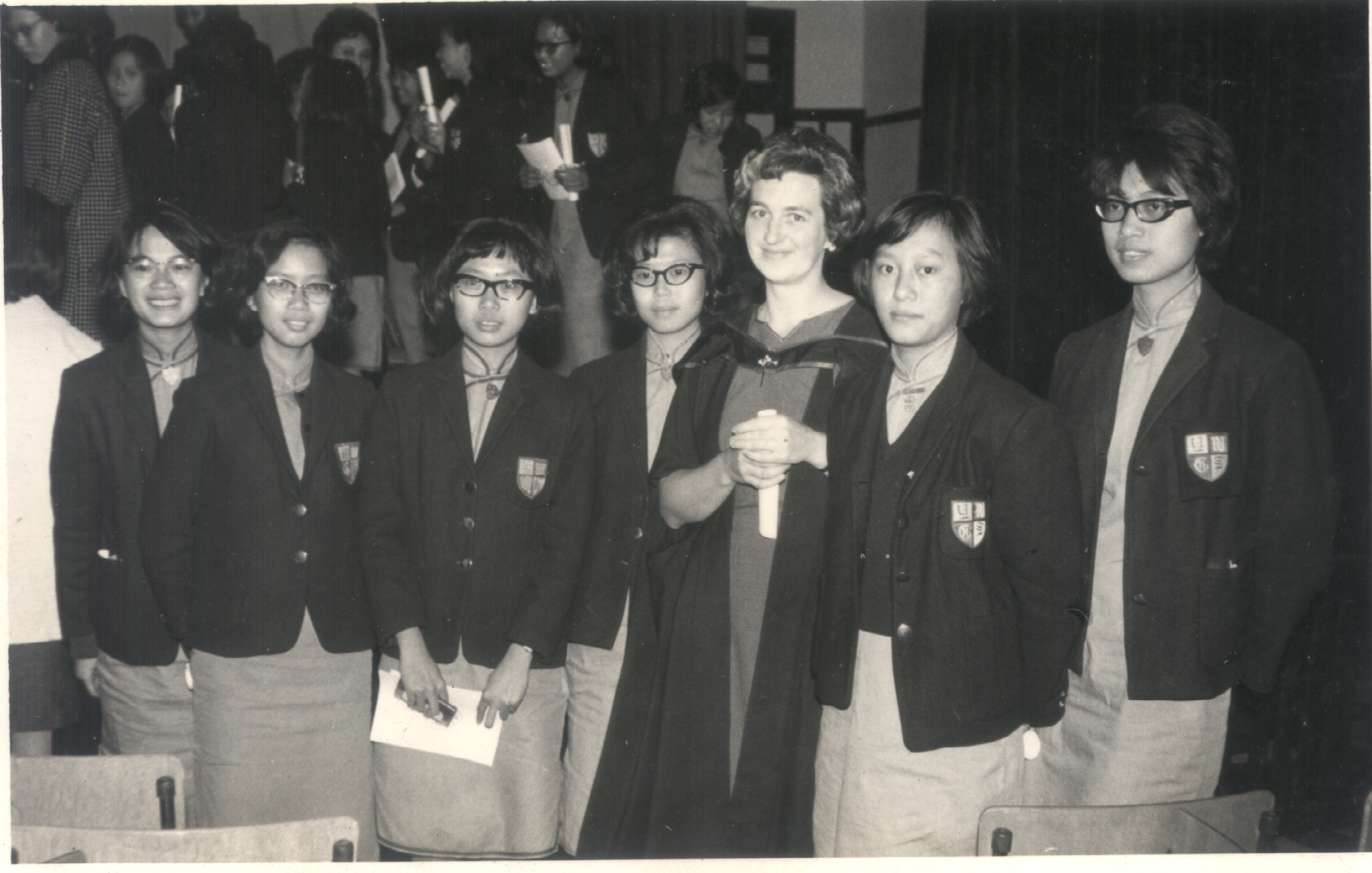 Greetings to Miss Jenkins, Principal (19671972) 英華女校校友會YWGSAA